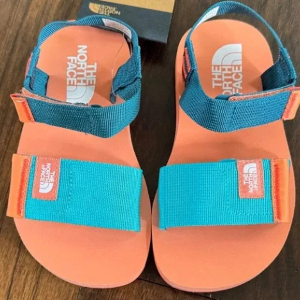 NWT The North Face Skeena Sandal Kids Scuba Blue/Dusty Coral Orange SZ 10